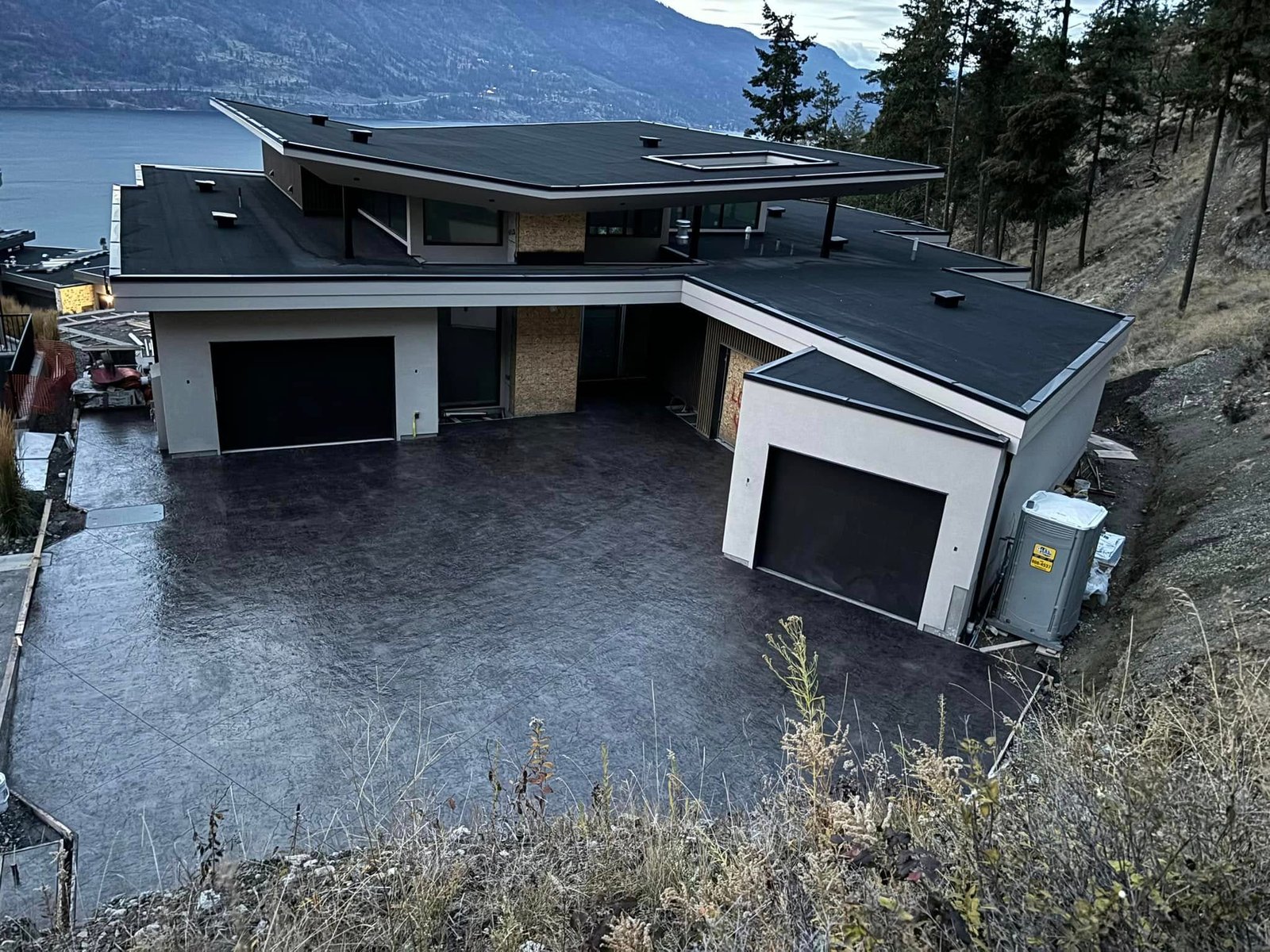 Concrete Contractor<